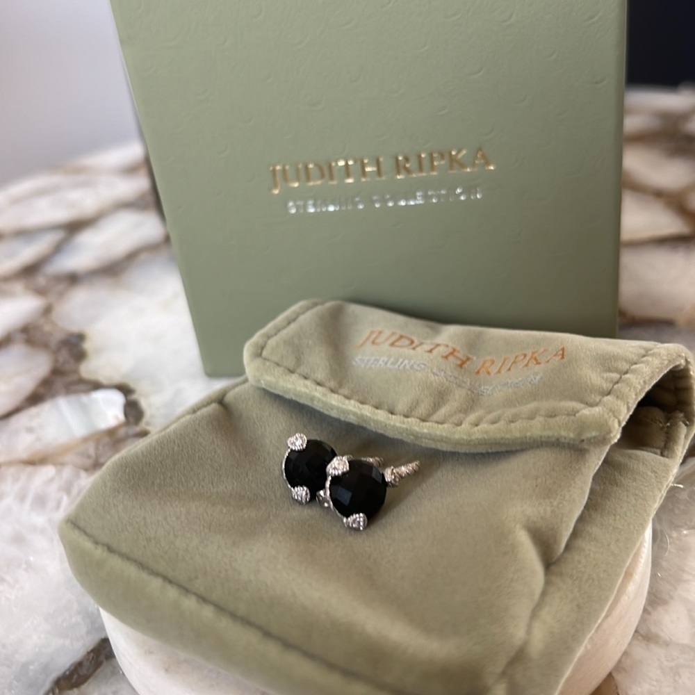 New ✨Judith Ripka black Onyx earrings
